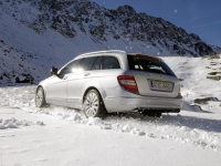 Mercedes-Benz C-Class station Wagon 5-door (W204/S204) C 180 CGI BlueEFFICIENCY MT (156 HP) foto, Mercedes-Benz C-Class station Wagon 5-door (W204/S204) C 180 CGI BlueEFFICIENCY MT (156 HP) fotos, Mercedes-Benz C-Class station Wagon 5-door (W204/S204) C 180 CGI BlueEFFICIENCY MT (156 HP) imagen, Mercedes-Benz C-Class station Wagon 5-door (W204/S204) C 180 CGI BlueEFFICIENCY MT (156 HP) imagenes, Mercedes-Benz C-Class station Wagon 5-door (W204/S204) C 180 CGI BlueEFFICIENCY MT (156 HP) fotografía