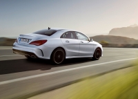 Mercedes-Benz CLA-Class Coupe 4-door (1 generation) CLA 200 MT (156hp) foto, Mercedes-Benz CLA-Class Coupe 4-door (1 generation) CLA 200 MT (156hp) fotos, Mercedes-Benz CLA-Class Coupe 4-door (1 generation) CLA 200 MT (156hp) imagen, Mercedes-Benz CLA-Class Coupe 4-door (1 generation) CLA 200 MT (156hp) imagenes, Mercedes-Benz CLA-Class Coupe 4-door (1 generation) CLA 200 MT (156hp) fotografía