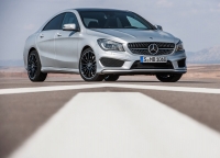 Mercedes-Benz CLA-Class Coupe 4-door (1 generation) CLA 200 MT (156hp) foto, Mercedes-Benz CLA-Class Coupe 4-door (1 generation) CLA 200 MT (156hp) fotos, Mercedes-Benz CLA-Class Coupe 4-door (1 generation) CLA 200 MT (156hp) imagen, Mercedes-Benz CLA-Class Coupe 4-door (1 generation) CLA 200 MT (156hp) imagenes, Mercedes-Benz CLA-Class Coupe 4-door (1 generation) CLA 200 MT (156hp) fotografía