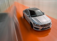 Mercedes-Benz CLA-Class Coupe 4-door (1 generation) CLA 200 MT (156hp) foto, Mercedes-Benz CLA-Class Coupe 4-door (1 generation) CLA 200 MT (156hp) fotos, Mercedes-Benz CLA-Class Coupe 4-door (1 generation) CLA 200 MT (156hp) imagen, Mercedes-Benz CLA-Class Coupe 4-door (1 generation) CLA 200 MT (156hp) imagenes, Mercedes-Benz CLA-Class Coupe 4-door (1 generation) CLA 200 MT (156hp) fotografía