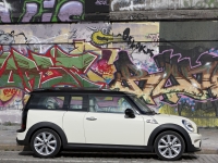 Mini Clubman Cooper S station wagon 3-door (1 generation) 1.6 AT (184hp) basic foto, Mini Clubman Cooper S station wagon 3-door (1 generation) 1.6 AT (184hp) basic fotos, Mini Clubman Cooper S station wagon 3-door (1 generation) 1.6 AT (184hp) basic imagen, Mini Clubman Cooper S station wagon 3-door (1 generation) 1.6 AT (184hp) basic imagenes, Mini Clubman Cooper S station wagon 3-door (1 generation) 1.6 AT (184hp) basic fotografía