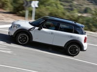 Mini Countryman Cooper S hatchback 5-door. (1 generation) 1.6 AT ALL4 (184 HP) basic foto, Mini Countryman Cooper S hatchback 5-door. (1 generation) 1.6 AT ALL4 (184 HP) basic fotos, Mini Countryman Cooper S hatchback 5-door. (1 generation) 1.6 AT ALL4 (184 HP) basic imagen, Mini Countryman Cooper S hatchback 5-door. (1 generation) 1.6 AT ALL4 (184 HP) basic imagenes, Mini Countryman Cooper S hatchback 5-door. (1 generation) 1.6 AT ALL4 (184 HP) basic fotografía