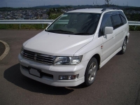 Mitsubishi Chariot Minivan (3rd generation) AT 2.4 4WD (165hp) foto, Mitsubishi Chariot Minivan (3rd generation) AT 2.4 4WD (165hp) fotos, Mitsubishi Chariot Minivan (3rd generation) AT 2.4 4WD (165hp) imagen, Mitsubishi Chariot Minivan (3rd generation) AT 2.4 4WD (165hp) imagenes, Mitsubishi Chariot Minivan (3rd generation) AT 2.4 4WD (165hp) fotografía