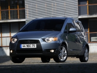 Mitsubishi Colt Hatchback 5-door. (Z30) 1.1 MT (75hp) foto, Mitsubishi Colt Hatchback 5-door. (Z30) 1.1 MT (75hp) fotos, Mitsubishi Colt Hatchback 5-door. (Z30) 1.1 MT (75hp) imagen, Mitsubishi Colt Hatchback 5-door. (Z30) 1.1 MT (75hp) imagenes, Mitsubishi Colt Hatchback 5-door. (Z30) 1.1 MT (75hp) fotografía