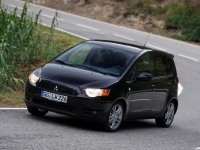 Mitsubishi Colt Hatchback 5-door. (Z30) 1.3 MT (95hp) foto, Mitsubishi Colt Hatchback 5-door. (Z30) 1.3 MT (95hp) fotos, Mitsubishi Colt Hatchback 5-door. (Z30) 1.3 MT (95hp) imagen, Mitsubishi Colt Hatchback 5-door. (Z30) 1.3 MT (95hp) imagenes, Mitsubishi Colt Hatchback 5-door. (Z30) 1.3 MT (95hp) fotografía