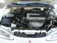 Mitsubishi Eclipse Coupe (2G) 2.0 AT (145hp) foto, Mitsubishi Eclipse Coupe (2G) 2.0 AT (145hp) fotos, Mitsubishi Eclipse Coupe (2G) 2.0 AT (145hp) imagen, Mitsubishi Eclipse Coupe (2G) 2.0 AT (145hp) imagenes, Mitsubishi Eclipse Coupe (2G) 2.0 AT (145hp) fotografía