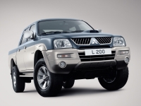 Mitsubishi L200 Pickup 4-door (3 generation) 2.5 TD MT 4WD (104 HP) foto, Mitsubishi L200 Pickup 4-door (3 generation) 2.5 TD MT 4WD (104 HP) fotos, Mitsubishi L200 Pickup 4-door (3 generation) 2.5 TD MT 4WD (104 HP) imagen, Mitsubishi L200 Pickup 4-door (3 generation) 2.5 TD MT 4WD (104 HP) imagenes, Mitsubishi L200 Pickup 4-door (3 generation) 2.5 TD MT 4WD (104 HP) fotografía