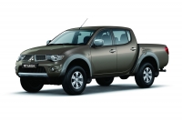 Mitsubishi L200 Pickup (4th generation) 2.5 DI-D MT 4WD (136 HP) Invite S02 (2013) opiniones, Mitsubishi L200 Pickup (4th generation) 2.5 DI-D MT 4WD (136 HP) Invite S02 (2013) precio, Mitsubishi L200 Pickup (4th generation) 2.5 DI-D MT 4WD (136 HP) Invite S02 (2013) comprar, Mitsubishi L200 Pickup (4th generation) 2.5 DI-D MT 4WD (136 HP) Invite S02 (2013) caracteristicas, Mitsubishi L200 Pickup (4th generation) 2.5 DI-D MT 4WD (136 HP) Invite S02 (2013) especificaciones, Mitsubishi L200 Pickup (4th generation) 2.5 DI-D MT 4WD (136 HP) Invite S02 (2013) Ficha tecnica, Mitsubishi L200 Pickup (4th generation) 2.5 DI-D MT 4WD (136 HP) Invite S02 (2013) Automovil