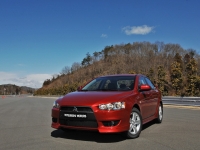 Mitsubishi Lancer Sedan 4-door (7th generation) 1.5 AT (109 HP) foto, Mitsubishi Lancer Sedan 4-door (7th generation) 1.5 AT (109 HP) fotos, Mitsubishi Lancer Sedan 4-door (7th generation) 1.5 AT (109 HP) imagen, Mitsubishi Lancer Sedan 4-door (7th generation) 1.5 AT (109 HP) imagenes, Mitsubishi Lancer Sedan 4-door (7th generation) 1.5 AT (109 HP) fotografía