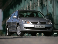 Mitsubishi Lancer Sedan (6th generation) 1.3 MT (82 HP) foto, Mitsubishi Lancer Sedan (6th generation) 1.3 MT (82 HP) fotos, Mitsubishi Lancer Sedan (6th generation) 1.3 MT (82 HP) imagen, Mitsubishi Lancer Sedan (6th generation) 1.3 MT (82 HP) imagenes, Mitsubishi Lancer Sedan (6th generation) 1.3 MT (82 HP) fotografía