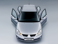 Mitsubishi Lancer Sedan (6th generation) 2.0 AT (121 HP) foto, Mitsubishi Lancer Sedan (6th generation) 2.0 AT (121 HP) fotos, Mitsubishi Lancer Sedan (6th generation) 2.0 AT (121 HP) imagen, Mitsubishi Lancer Sedan (6th generation) 2.0 AT (121 HP) imagenes, Mitsubishi Lancer Sedan (6th generation) 2.0 AT (121 HP) fotografía