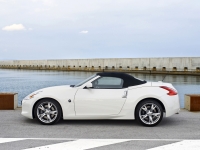 Nissan 370Z Convertible (Z34) 3.7 AT (331hp) foto, Nissan 370Z Convertible (Z34) 3.7 AT (331hp) fotos, Nissan 370Z Convertible (Z34) 3.7 AT (331hp) imagen, Nissan 370Z Convertible (Z34) 3.7 AT (331hp) imagenes, Nissan 370Z Convertible (Z34) 3.7 AT (331hp) fotografía