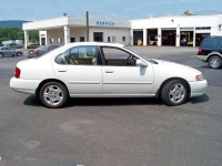 Nissan Altima Sedan (l30) 2.4 AT (155hp) foto, Nissan Altima Sedan (l30) 2.4 AT (155hp) fotos, Nissan Altima Sedan (l30) 2.4 AT (155hp) imagen, Nissan Altima Sedan (l30) 2.4 AT (155hp) imagenes, Nissan Altima Sedan (l30) 2.4 AT (155hp) fotografía