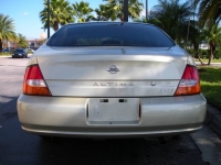 Nissan Altima Sedan (L30) 2.4 MT (150hp) foto, Nissan Altima Sedan (L30) 2.4 MT (150hp) fotos, Nissan Altima Sedan (L30) 2.4 MT (150hp) imagen, Nissan Altima Sedan (L30) 2.4 MT (150hp) imagenes, Nissan Altima Sedan (L30) 2.4 MT (150hp) fotografía