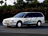 Nissan Avenir Estate (W10) AT 1.8 (125hp) foto, Nissan Avenir Estate (W10) AT 1.8 (125hp) fotos, Nissan Avenir Estate (W10) AT 1.8 (125hp) imagen, Nissan Avenir Estate (W10) AT 1.8 (125hp) imagenes, Nissan Avenir Estate (W10) AT 1.8 (125hp) fotografía