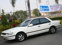 Nissan Bluebird Sedan (U12) 1.8 SSS AT (110hp) foto, Nissan Bluebird Sedan (U12) 1.8 SSS AT (110hp) fotos, Nissan Bluebird Sedan (U12) 1.8 SSS AT (110hp) imagen, Nissan Bluebird Sedan (U12) 1.8 SSS AT (110hp) imagenes, Nissan Bluebird Sedan (U12) 1.8 SSS AT (110hp) fotografía