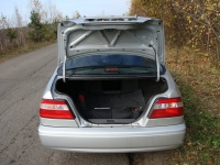 Nissan Bluebird Sedan (U14) 2.0 SSS AT 4WD foto, Nissan Bluebird Sedan (U14) 2.0 SSS AT 4WD fotos, Nissan Bluebird Sedan (U14) 2.0 SSS AT 4WD imagen, Nissan Bluebird Sedan (U14) 2.0 SSS AT 4WD imagenes, Nissan Bluebird Sedan (U14) 2.0 SSS AT 4WD fotografía