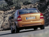 Opel Astra Coupe 2-door (G) 1.8 MT (125 HP) foto, Opel Astra Coupe 2-door (G) 1.8 MT (125 HP) fotos, Opel Astra Coupe 2-door (G) 1.8 MT (125 HP) imagen, Opel Astra Coupe 2-door (G) 1.8 MT (125 HP) imagenes, Opel Astra Coupe 2-door (G) 1.8 MT (125 HP) fotografía