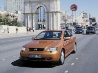 Opel Astra Coupe 2-door (G) 2.0 Turbo MT (190 HP) foto, Opel Astra Coupe 2-door (G) 2.0 Turbo MT (190 HP) fotos, Opel Astra Coupe 2-door (G) 2.0 Turbo MT (190 HP) imagen, Opel Astra Coupe 2-door (G) 2.0 Turbo MT (190 HP) imagenes, Opel Astra Coupe 2-door (G) 2.0 Turbo MT (190 HP) fotografía