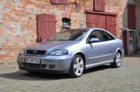 Opel Astra Coupe 2-door (G) 2.2 AT (147 HP) foto, Opel Astra Coupe 2-door (G) 2.2 AT (147 HP) fotos, Opel Astra Coupe 2-door (G) 2.2 AT (147 HP) imagen, Opel Astra Coupe 2-door (G) 2.2 AT (147 HP) imagenes, Opel Astra Coupe 2-door (G) 2.2 AT (147 HP) fotografía