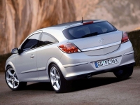 Opel Astra GTC hatchback 3-door (H) AT 1.8 (125 HP) foto, Opel Astra GTC hatchback 3-door (H) AT 1.8 (125 HP) fotos, Opel Astra GTC hatchback 3-door (H) AT 1.8 (125 HP) imagen, Opel Astra GTC hatchback 3-door (H) AT 1.8 (125 HP) imagenes, Opel Astra GTC hatchback 3-door (H) AT 1.8 (125 HP) fotografía