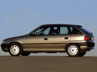Opel Astra Hatchback 5-door. (F) 1.7 TD MT (68 HP) opiniones, Opel Astra Hatchback 5-door. (F) 1.7 TD MT (68 HP) precio, Opel Astra Hatchback 5-door. (F) 1.7 TD MT (68 HP) comprar, Opel Astra Hatchback 5-door. (F) 1.7 TD MT (68 HP) caracteristicas, Opel Astra Hatchback 5-door. (F) 1.7 TD MT (68 HP) especificaciones, Opel Astra Hatchback 5-door. (F) 1.7 TD MT (68 HP) Ficha tecnica, Opel Astra Hatchback 5-door. (F) 1.7 TD MT (68 HP) Automovil