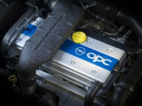 Opel Astra OPC hatchback 3-door (H) 2.0 Turbo MT (240hp) foto, Opel Astra OPC hatchback 3-door (H) 2.0 Turbo MT (240hp) fotos, Opel Astra OPC hatchback 3-door (H) 2.0 Turbo MT (240hp) imagen, Opel Astra OPC hatchback 3-door (H) 2.0 Turbo MT (240hp) imagenes, Opel Astra OPC hatchback 3-door (H) 2.0 Turbo MT (240hp) fotografía