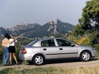 Opel Astra Sedan 4-door (G) 1.4 AT foto, Opel Astra Sedan 4-door (G) 1.4 AT fotos, Opel Astra Sedan 4-door (G) 1.4 AT imagen, Opel Astra Sedan 4-door (G) 1.4 AT imagenes, Opel Astra Sedan 4-door (G) 1.4 AT fotografía