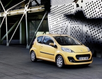 Peugeot 107 Hatchback 3-door (1 generation) 1.0 MT (68hp) Active (2013) opiniones, Peugeot 107 Hatchback 3-door (1 generation) 1.0 MT (68hp) Active (2013) precio, Peugeot 107 Hatchback 3-door (1 generation) 1.0 MT (68hp) Active (2013) comprar, Peugeot 107 Hatchback 3-door (1 generation) 1.0 MT (68hp) Active (2013) caracteristicas, Peugeot 107 Hatchback 3-door (1 generation) 1.0 MT (68hp) Active (2013) especificaciones, Peugeot 107 Hatchback 3-door (1 generation) 1.0 MT (68hp) Active (2013) Ficha tecnica, Peugeot 107 Hatchback 3-door (1 generation) 1.0 MT (68hp) Active (2013) Automovil