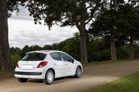 Peugeot 207 Hatchback 5-door. (1 generation) 1.4 MT (90hp) foto, Peugeot 207 Hatchback 5-door. (1 generation) 1.4 MT (90hp) fotos, Peugeot 207 Hatchback 5-door. (1 generation) 1.4 MT (90hp) imagen, Peugeot 207 Hatchback 5-door. (1 generation) 1.4 MT (90hp) imagenes, Peugeot 207 Hatchback 5-door. (1 generation) 1.4 MT (90hp) fotografía