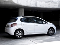 Peugeot 208 Hatchback 5-door. (1 generation) 1.2 VTi MT (82hp) Active foto, Peugeot 208 Hatchback 5-door. (1 generation) 1.2 VTi MT (82hp) Active fotos, Peugeot 208 Hatchback 5-door. (1 generation) 1.2 VTi MT (82hp) Active imagen, Peugeot 208 Hatchback 5-door. (1 generation) 1.2 VTi MT (82hp) Active imagenes, Peugeot 208 Hatchback 5-door. (1 generation) 1.2 VTi MT (82hp) Active fotografía