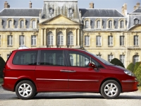 Peugeot 807 Minivan (1 generation) 2.0 AT (136 HP) opiniones, Peugeot 807 Minivan (1 generation) 2.0 AT (136 HP) precio, Peugeot 807 Minivan (1 generation) 2.0 AT (136 HP) comprar, Peugeot 807 Minivan (1 generation) 2.0 AT (136 HP) caracteristicas, Peugeot 807 Minivan (1 generation) 2.0 AT (136 HP) especificaciones, Peugeot 807 Minivan (1 generation) 2.0 AT (136 HP) Ficha tecnica, Peugeot 807 Minivan (1 generation) 2.0 AT (136 HP) Automovil