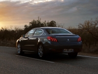 Peugeot Sedan 508 (1 generation) 1.6 THP AT (150 HP) Active (2013) foto, Peugeot Sedan 508 (1 generation) 1.6 THP AT (150 HP) Active (2013) fotos, Peugeot Sedan 508 (1 generation) 1.6 THP AT (150 HP) Active (2013) imagen, Peugeot Sedan 508 (1 generation) 1.6 THP AT (150 HP) Active (2013) imagenes, Peugeot Sedan 508 (1 generation) 1.6 THP AT (150 HP) Active (2013) fotografía