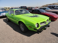 Pontiac Firebird Esprit coupe 2-door (2 generation) 5.7 Hydra-Matic (155hp) foto, Pontiac Firebird Esprit coupe 2-door (2 generation) 5.7 Hydra-Matic (155hp) fotos, Pontiac Firebird Esprit coupe 2-door (2 generation) 5.7 Hydra-Matic (155hp) imagen, Pontiac Firebird Esprit coupe 2-door (2 generation) 5.7 Hydra-Matic (155hp) imagenes, Pontiac Firebird Esprit coupe 2-door (2 generation) 5.7 Hydra-Matic (155hp) fotografía