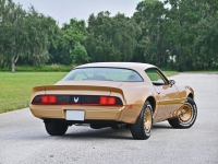 Pontiac Firebird Formula coupe 2-door (2 generation) 5.0 MT (127hp) foto, Pontiac Firebird Formula coupe 2-door (2 generation) 5.0 MT (127hp) fotos, Pontiac Firebird Formula coupe 2-door (2 generation) 5.0 MT (127hp) imagen, Pontiac Firebird Formula coupe 2-door (2 generation) 5.0 MT (127hp) imagenes, Pontiac Firebird Formula coupe 2-door (2 generation) 5.0 MT (127hp) fotografía