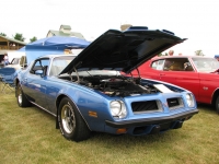 Pontiac Firebird Formula coupe 2-door (2 generation) 5.7 3MT (155hp) foto, Pontiac Firebird Formula coupe 2-door (2 generation) 5.7 3MT (155hp) fotos, Pontiac Firebird Formula coupe 2-door (2 generation) 5.7 3MT (155hp) imagen, Pontiac Firebird Formula coupe 2-door (2 generation) 5.7 3MT (155hp) imagenes, Pontiac Firebird Formula coupe 2-door (2 generation) 5.7 3MT (155hp) fotografía