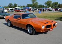 Pontiac Firebird Formula coupe 2-door (2 generation) 5.7 4MT (150hp) foto, Pontiac Firebird Formula coupe 2-door (2 generation) 5.7 4MT (150hp) fotos, Pontiac Firebird Formula coupe 2-door (2 generation) 5.7 4MT (150hp) imagen, Pontiac Firebird Formula coupe 2-door (2 generation) 5.7 4MT (150hp) imagenes, Pontiac Firebird Formula coupe 2-door (2 generation) 5.7 4MT (150hp) fotografía