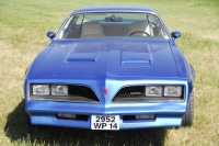 Pontiac Firebird Formula coupe 2-door (2 generation) AT 5.7 (167hp) foto, Pontiac Firebird Formula coupe 2-door (2 generation) AT 5.7 (167hp) fotos, Pontiac Firebird Formula coupe 2-door (2 generation) AT 5.7 (167hp) imagen, Pontiac Firebird Formula coupe 2-door (2 generation) AT 5.7 (167hp) imagenes, Pontiac Firebird Formula coupe 2-door (2 generation) AT 5.7 (167hp) fotografía