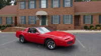 Pontiac Firebird T-Roof Targa 2-door (3 generation) 2.8 AT (109hp) foto, Pontiac Firebird T-Roof Targa 2-door (3 generation) 2.8 AT (109hp) fotos, Pontiac Firebird T-Roof Targa 2-door (3 generation) 2.8 AT (109hp) imagen, Pontiac Firebird T-Roof Targa 2-door (3 generation) 2.8 AT (109hp) imagenes, Pontiac Firebird T-Roof Targa 2-door (3 generation) 2.8 AT (109hp) fotografía