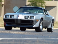 Pontiac Firebird Trans Am "10th Anniversary T-Roof Targa 2-door (2 generation) AT 6.6 (223hp) foto, Pontiac Firebird Trans Am "10th Anniversary T-Roof Targa 2-door (2 generation) AT 6.6 (223hp) fotos, Pontiac Firebird Trans Am "10th Anniversary T-Roof Targa 2-door (2 generation) AT 6.6 (223hp) imagen, Pontiac Firebird Trans Am "10th Anniversary T-Roof Targa 2-door (2 generation) AT 6.6 (223hp) imagenes, Pontiac Firebird Trans Am "10th Anniversary T-Roof Targa 2-door (2 generation) AT 6.6 (223hp) fotografía