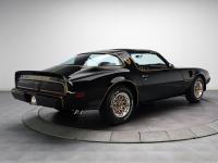 Pontiac Firebird Trans Am T-Targa Roof (2 generation) 6.6 MT (223hp) foto, Pontiac Firebird Trans Am T-Targa Roof (2 generation) 6.6 MT (223hp) fotos, Pontiac Firebird Trans Am T-Targa Roof (2 generation) 6.6 MT (223hp) imagen, Pontiac Firebird Trans Am T-Targa Roof (2 generation) 6.6 MT (223hp) imagenes, Pontiac Firebird Trans Am T-Targa Roof (2 generation) 6.6 MT (223hp) fotografía