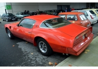 Pontiac Firebird Trans Am with 2-door (2 generation) 6.6 MT (223hp) foto, Pontiac Firebird Trans Am with 2-door (2 generation) 6.6 MT (223hp) fotos, Pontiac Firebird Trans Am with 2-door (2 generation) 6.6 MT (223hp) imagen, Pontiac Firebird Trans Am with 2-door (2 generation) 6.6 MT (223hp) imagenes, Pontiac Firebird Trans Am with 2-door (2 generation) 6.6 MT (223hp) fotografía