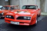 Pontiac Firebird Trans Am with 2-door (2 generation) AT 6.6 (188hp) foto, Pontiac Firebird Trans Am with 2-door (2 generation) AT 6.6 (188hp) fotos, Pontiac Firebird Trans Am with 2-door (2 generation) AT 6.6 (188hp) imagen, Pontiac Firebird Trans Am with 2-door (2 generation) AT 6.6 (188hp) imagenes, Pontiac Firebird Trans Am with 2-door (2 generation) AT 6.6 (188hp) fotografía