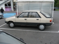 Renault 11 Hatchback 5-door. (1 generation) 1.6 D MT foto, Renault 11 Hatchback 5-door. (1 generation) 1.6 D MT fotos, Renault 11 Hatchback 5-door. (1 generation) 1.6 D MT imagen, Renault 11 Hatchback 5-door. (1 generation) 1.6 D MT imagenes, Renault 11 Hatchback 5-door. (1 generation) 1.6 D MT fotografía