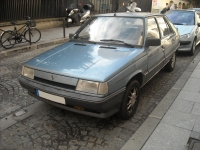 Renault 11 Hatchback 5-door. (2 generation) 1.4 4MT (68hp) foto, Renault 11 Hatchback 5-door. (2 generation) 1.4 4MT (68hp) fotos, Renault 11 Hatchback 5-door. (2 generation) 1.4 4MT (68hp) imagen, Renault 11 Hatchback 5-door. (2 generation) 1.4 4MT (68hp) imagenes, Renault 11 Hatchback 5-door. (2 generation) 1.4 4MT (68hp) fotografía