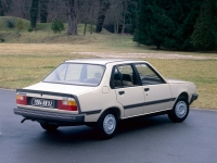 Renault 18 Sedan (1 generation) 1.6 T MT (127hp) foto, Renault 18 Sedan (1 generation) 1.6 T MT (127hp) fotos, Renault 18 Sedan (1 generation) 1.6 T MT (127hp) imagen, Renault 18 Sedan (1 generation) 1.6 T MT (127hp) imagenes, Renault 18 Sedan (1 generation) 1.6 T MT (127hp) fotografía