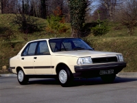 Renault 18 Sedan (1 generation) 1.6 T MT (127hp) foto, Renault 18 Sedan (1 generation) 1.6 T MT (127hp) fotos, Renault 18 Sedan (1 generation) 1.6 T MT (127hp) imagen, Renault 18 Sedan (1 generation) 1.6 T MT (127hp) imagenes, Renault 18 Sedan (1 generation) 1.6 T MT (127hp) fotografía