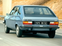 Renault 30 Hatchback (1 generation) 2.7 AT foto, Renault 30 Hatchback (1 generation) 2.7 AT fotos, Renault 30 Hatchback (1 generation) 2.7 AT imagen, Renault 30 Hatchback (1 generation) 2.7 AT imagenes, Renault 30 Hatchback (1 generation) 2.7 AT fotografía