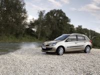 Renault Clio Estate (3rd generation) 1.5 dCi MT (106hp) foto, Renault Clio Estate (3rd generation) 1.5 dCi MT (106hp) fotos, Renault Clio Estate (3rd generation) 1.5 dCi MT (106hp) imagen, Renault Clio Estate (3rd generation) 1.5 dCi MT (106hp) imagenes, Renault Clio Estate (3rd generation) 1.5 dCi MT (106hp) fotografía