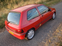 Renault Clio Hatchback 3-door (1 generation) 1.1 AT (49 HP) foto, Renault Clio Hatchback 3-door (1 generation) 1.1 AT (49 HP) fotos, Renault Clio Hatchback 3-door (1 generation) 1.1 AT (49 HP) imagen, Renault Clio Hatchback 3-door (1 generation) 1.1 AT (49 HP) imagenes, Renault Clio Hatchback 3-door (1 generation) 1.1 AT (49 HP) fotografía